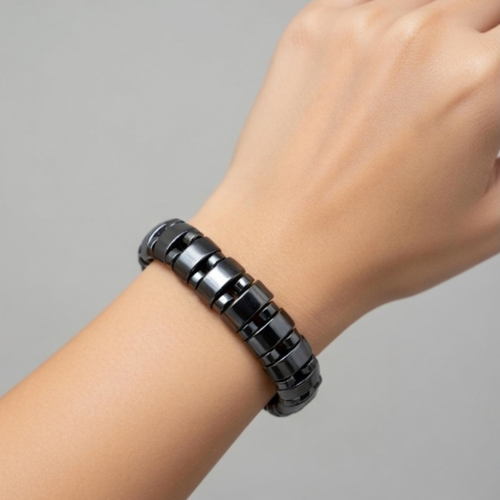 Bracelet Shinny Stone Beaded Black